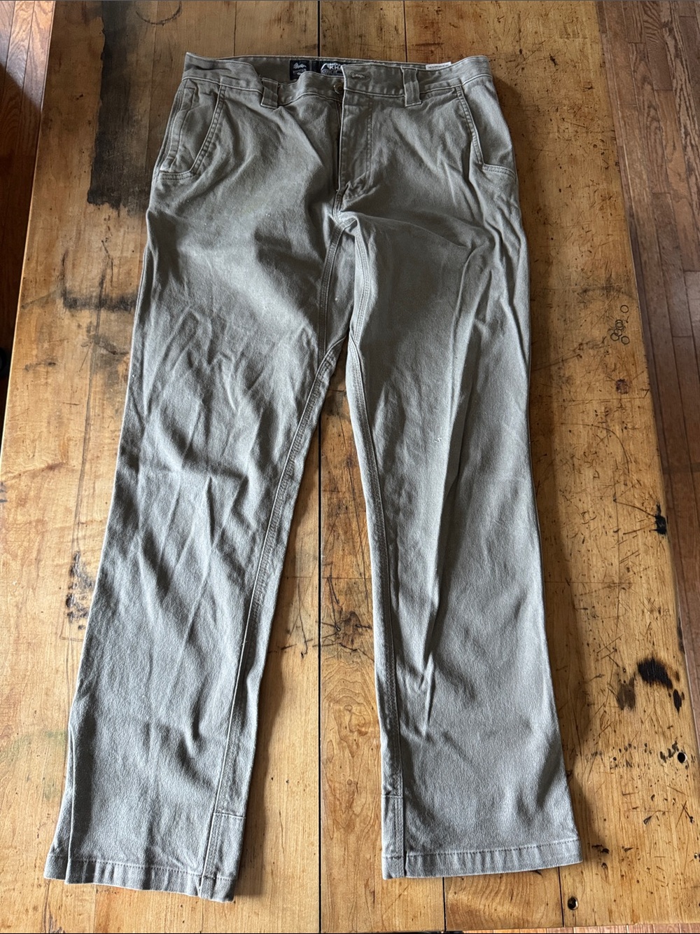 Mountain Khakis Men's Chinos in Light Khaki